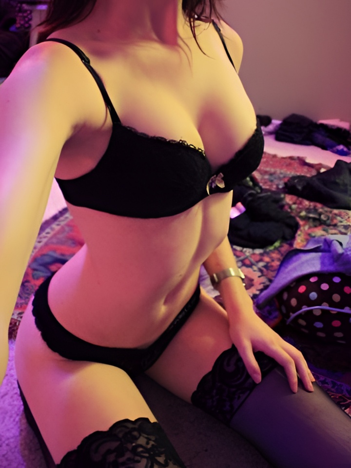 Бронислава привлекальеная девушка из Таштагол цена от 3000 руб