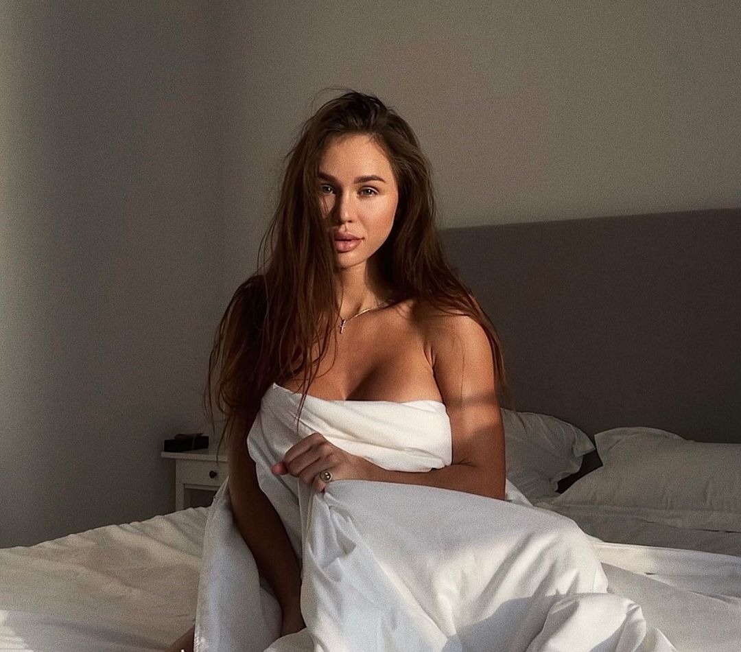 Лизочка привлекальеная девушка из Таштагол цена от 3000 руб