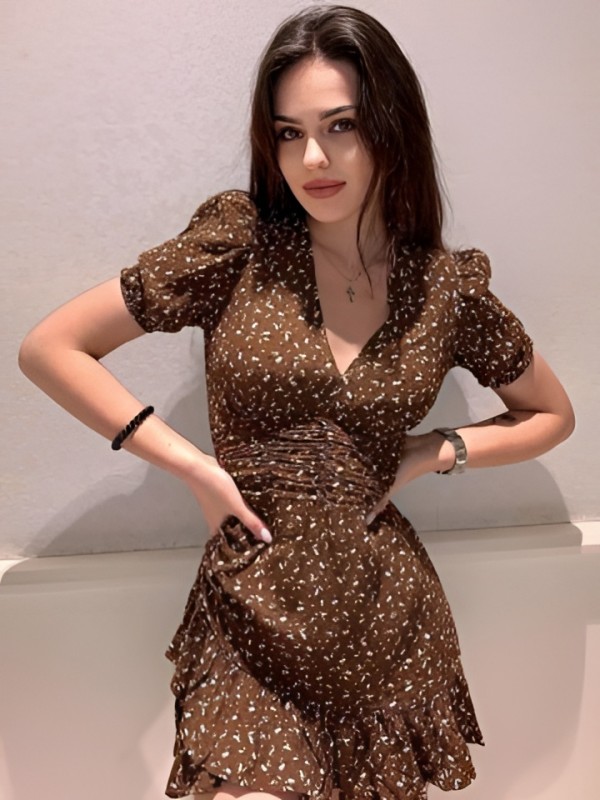 Илона привлекательная девушка из Таштагол цена от 10000 руб