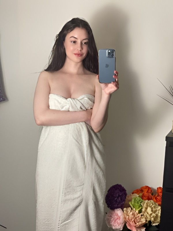 Ната привлекательная девушка из Таштагол цена от 10000 руб