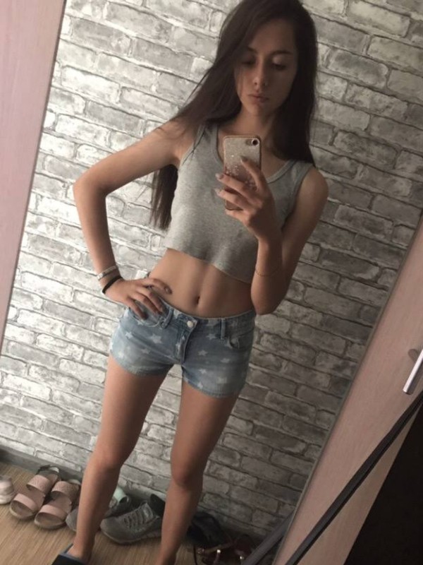 Софья привлекательная девушка из Таштагол цена от 4000 руб