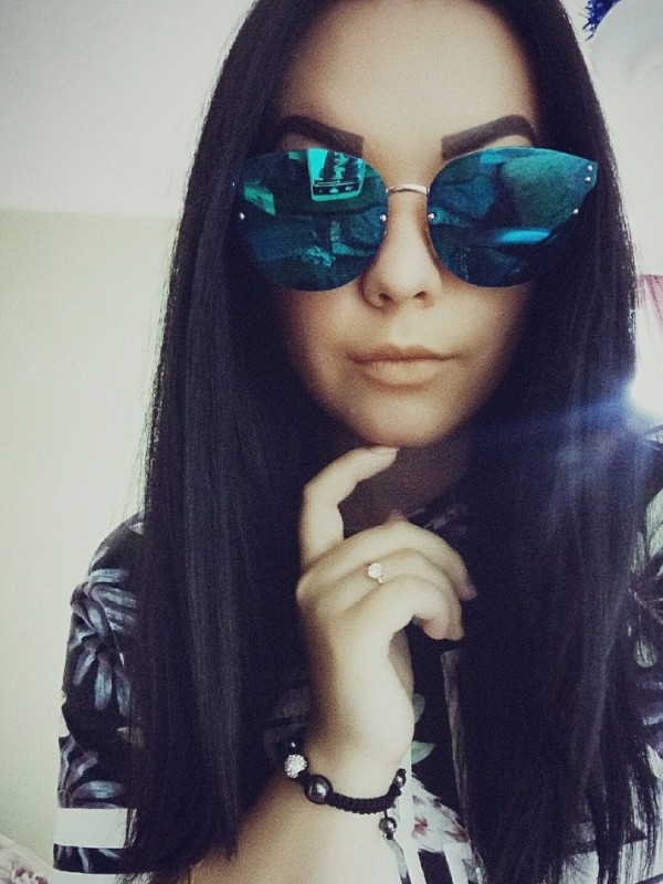 Зарина привлекательная девушка из Таштагол цена от 3500 руб