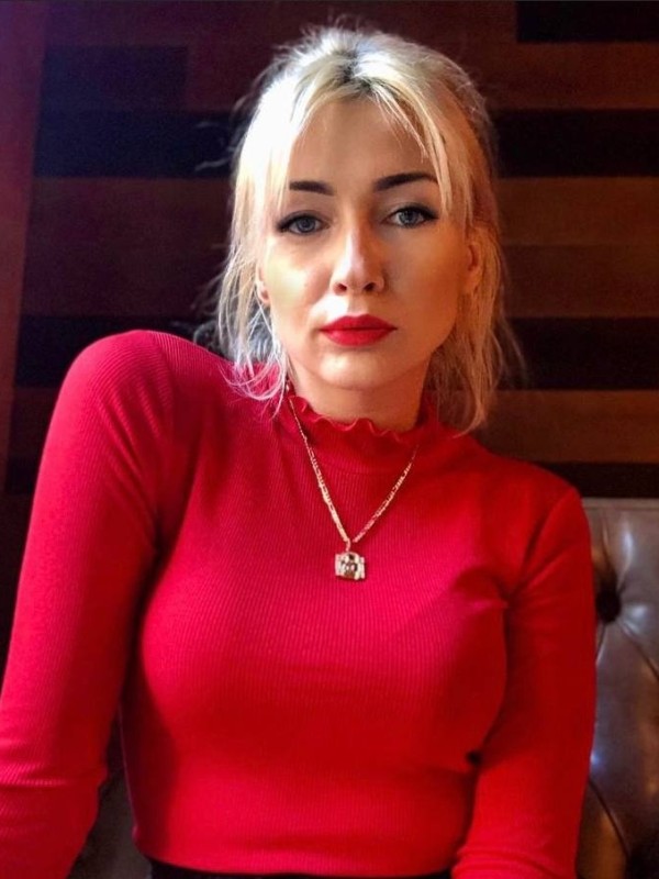 🎥 Элиза привлекательная девушка из Таштагол цена от 7000 руб